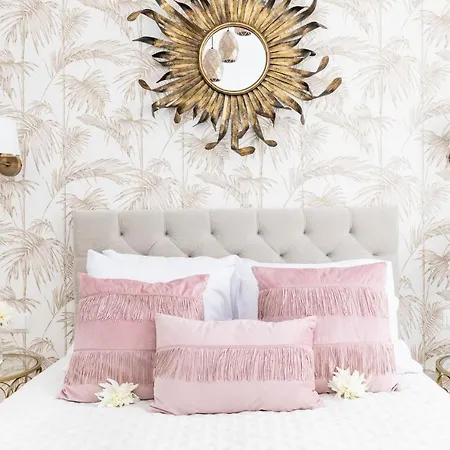 Luxe Living *