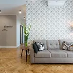 Luxe Living شقة