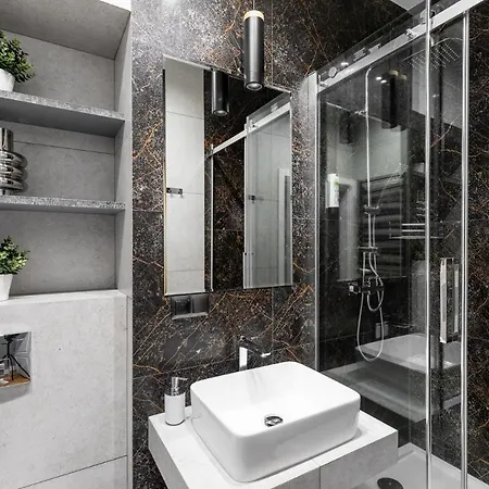 Luxe Living Apartment