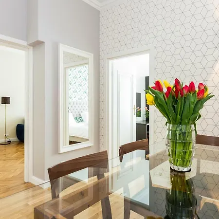 Luxe Living Apartman *