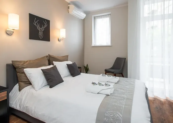 Luxe Living Apartament